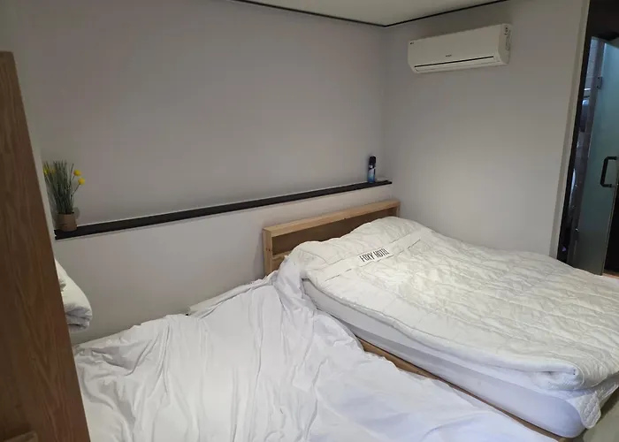 Nampo Foxy Motel 2*